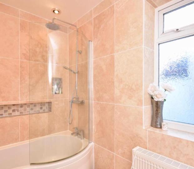 The Beach House - Fully Refurbed March 2024 Oystermouth Buitenkant foto