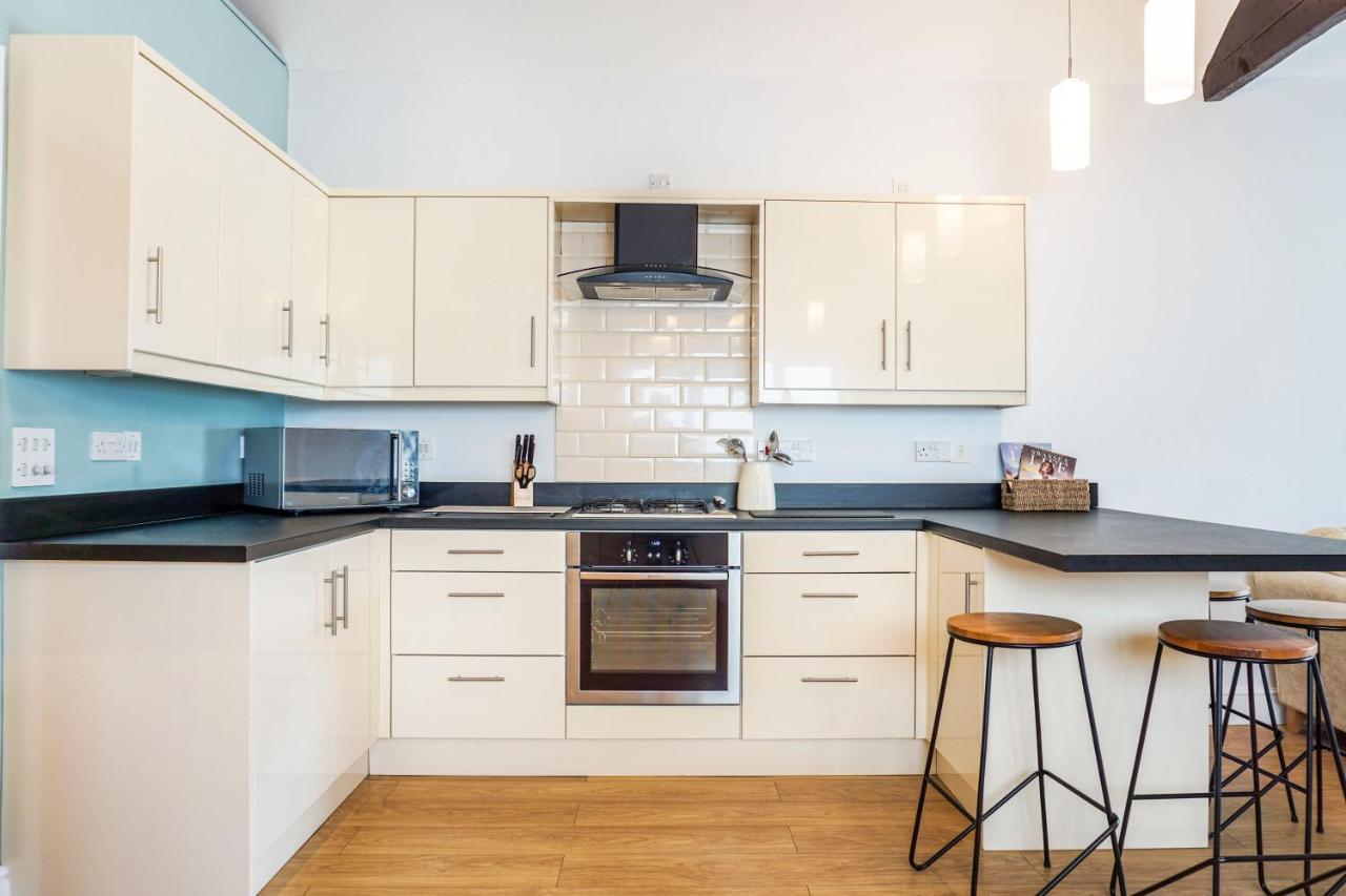 The Beach House - Fully Refurbed March 2024 Oystermouth Buitenkant foto